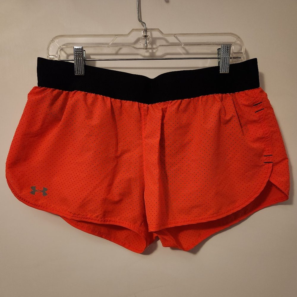 Under Armour Mesh Shorts (L)